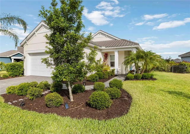 2nd image of 2669 Star Apple Wy, Sarasota, FL 34240 | MLS# A4692180