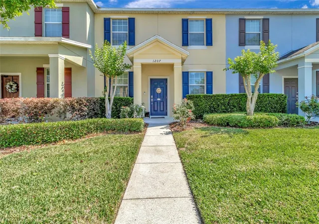Photo 1 of Townhouse for sale at 1207 Alston Bay Blvd, Apopka, FL 32703 | MLS# G5111823 | Listing updated on 2026-09-13