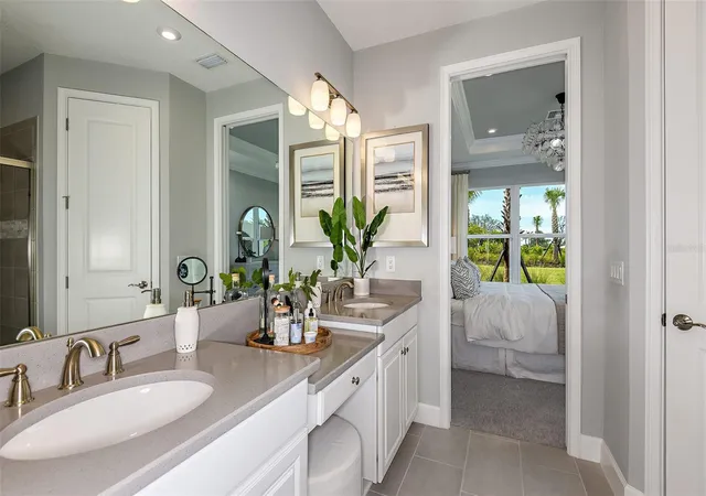 4th image of 13304 Santini Cir, Englewood, FL 34223 | MLS# TB8504132