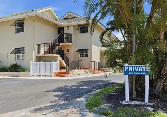 Homes for sale in Sarasota, FL | 4660 Ocean Blvd, Sarasota, FL 34242