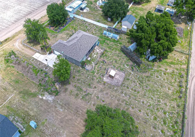 2nd image of 4036 Moores Lake Rd, Dover, FL 33527 | MLS# TB8504174