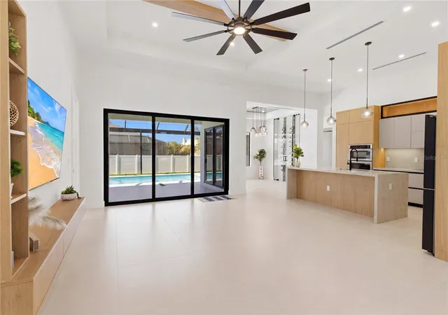 4th image of 2739 Sw 42Nd Ln, Cape Coral, FL 33914 | MLS# A4692204