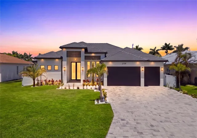 5th image of 2739 Sw 42Nd Ln, Cape Coral, FL 33914 | MLS# A4692204