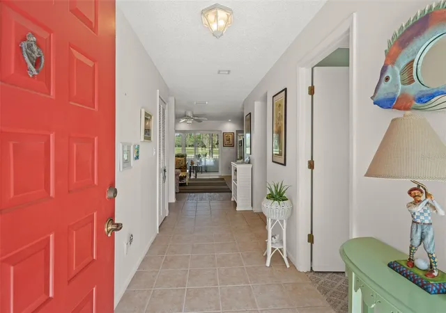 3rd image of 140 Ashley Ln, Oldsmar, FL 34677 | MLS# TB8504188