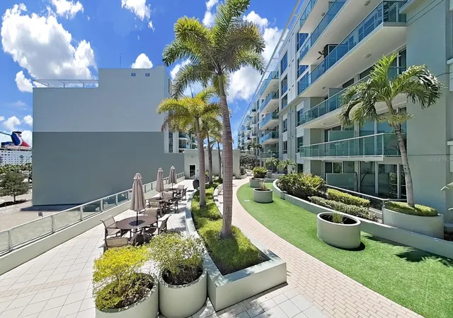 79th image of 912 Channelside Dr #2805, Tampa, FL 33602 | MLS# TB8504190