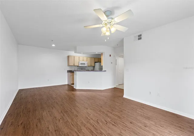 4th image of 12602 Crest Springs Ln #1331, Orlando, FL 32828 | MLS# O6404180