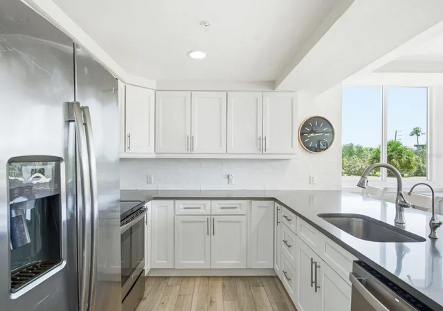 5th image of 223 Island Wy #2D, Clearwater Beach, FL 33767 | MLS# TB8504217