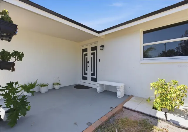 Photo 2 of Single family home for sale at 601 Golf And Sea Blvd, Apollo Beach, FL 33572 | MLS# TB8504223 | Listing updated on 2026-09-21
