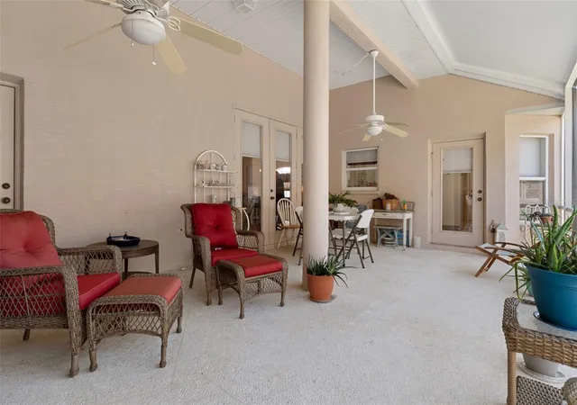 2nd image of 382 Royal Palm Wy, Spring Hill, FL 34608 | MLS# W7885401