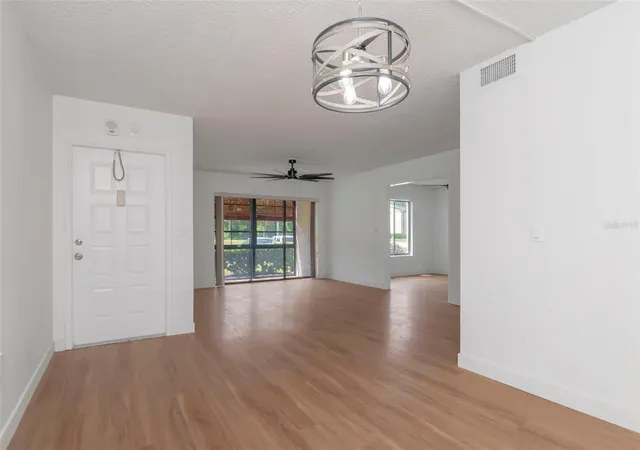 4th image of 3211 Lake Pine Wy E, TARPON SPRINGS, FL 34688