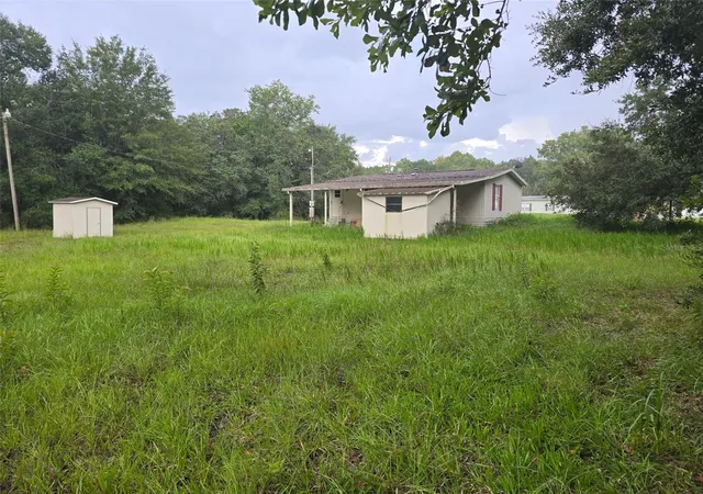 Photo 2 of Manufactured home for sale at 7810 W Twin Cnl Ln, Homosassa, FL 34448 | MLS# TB8504290 | Listing updated on 2026-09-03