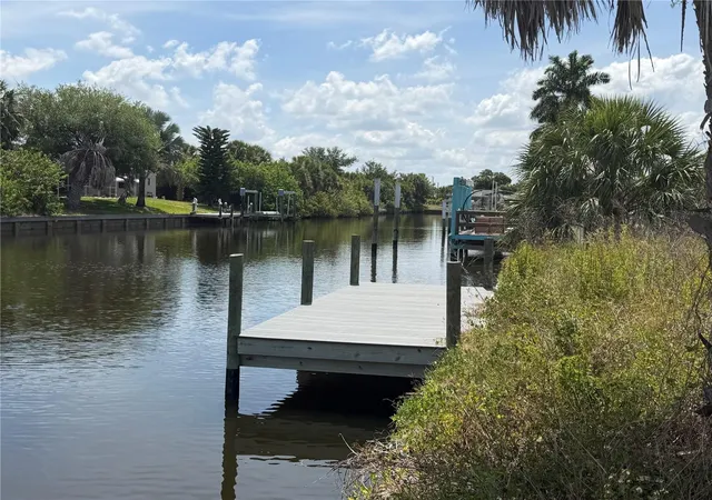 Photo 1 of Land for sale at 17122 Marydale Rd, Port Charlotte, FL 33948 | MLS# A4692240 | Listing updated on 2026-05-08