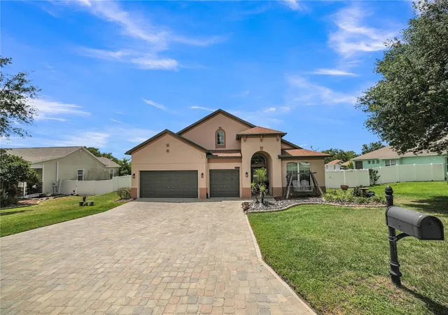 3rd image of 12309 Loopback Dr, San Antonio, FL 33576 | MLS# TB8504303