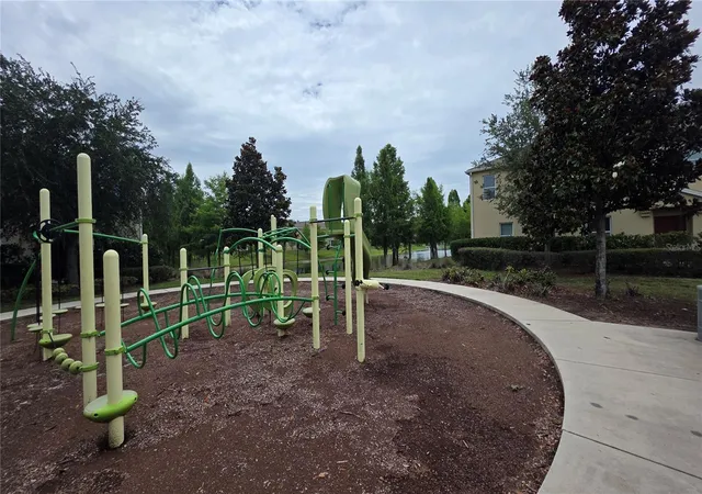 Photo 3 of Condo for sale at 3528 Seneca Clb Loop #50-103, Orlando, FL 32808 | MLS# R4911195 | Listing updated on 2026-07-07