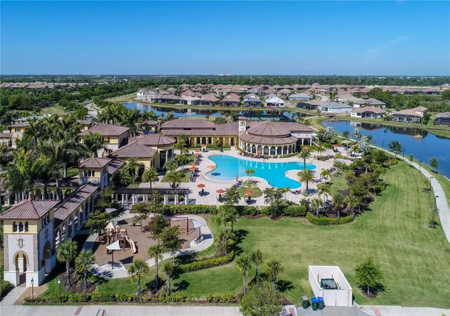 Photo 100 of Sale Pending at 20133 Lagente Cir, Venice, FL 34293 | MLS# N6144181 | Listing updated on 2026-08-22