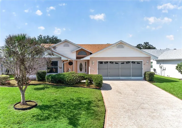 Photo 1 of Single family home for sale at 6232 Egret Dr, Lakeland, FL 33809 | MLS# O6404292 | Listing updated on 2026-10-23