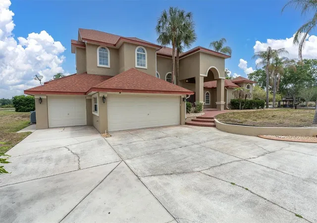 3rd image of 4404 Lake In The Woods Dr, Spring Hill, FL 34607 | MLS# TB8504398
