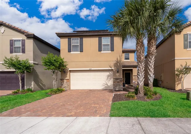 Photo 3 of Single family home for sale at 5429 Misty Oak Cir, Davenport, FL 33837 | MLS# O6404311 | Listing updated on 2026-08-06