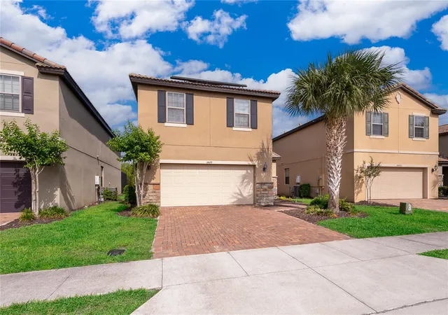 Photo 3 of Single family home for sale at 5429 Misty Oak Cir, Davenport, FL 33837 | MLS# O6404311 | Listing updated on 2026-08-06