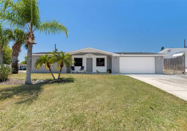 Homes for sale in New Port Richey, FL | 5208 Cicero Dr, New Port Richey, FL 34652 | MLS# W7885416