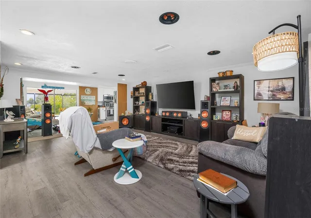 Photo 4 of Single family home for sale at 625 Sandpiper Ln, Nokomis, FL 34275 | MLS# N6144187 | Listing updated on 2026-09-08