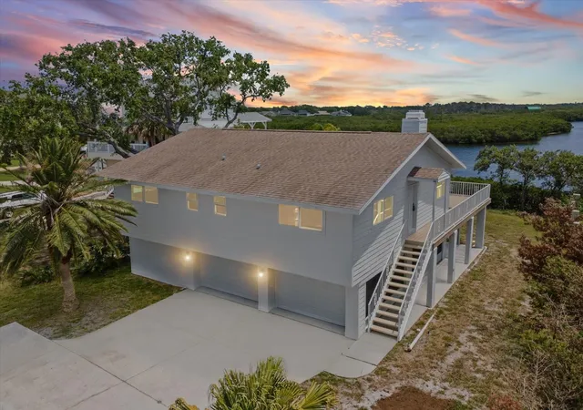 1st image of 1647 Sea Breeze Dr, Tarpon Springs, FL 34689 | MLS# W7885418