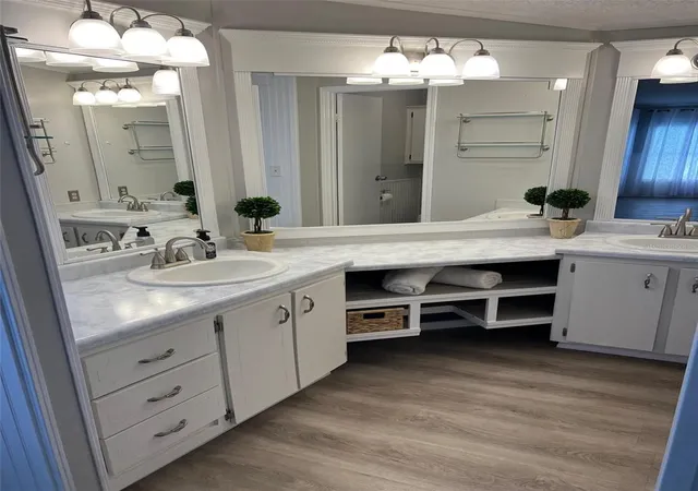 2nd image of 1001 Starkey Rd, LARGO, FL 33771