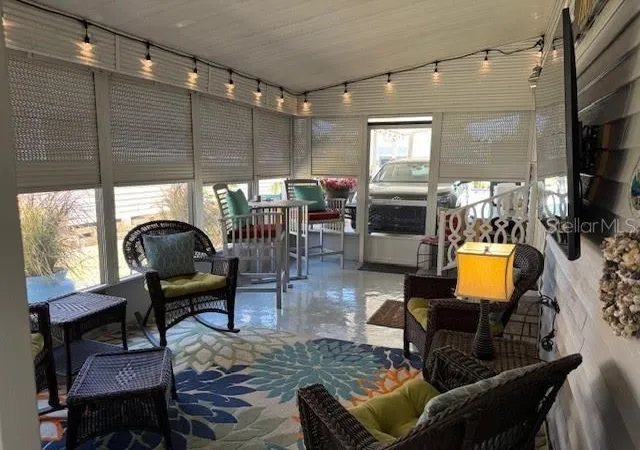 3rd image of 1001 Starkey Rd #331, Largo, FL 33771 | MLS# TB8504452