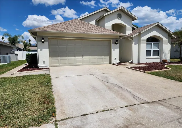 Photo 3 of Single family home for sale at 29545 Morwen Pl, Wesley Chapel, FL 33543 | MLS# W7885420 | Listing updated on 2026-09-02