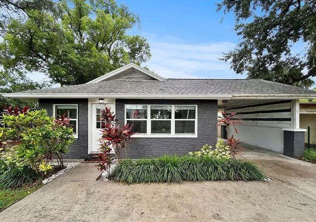 Photo 1 of Single family home for sale at 1718 Lavon St, Lakeland, FL 33805 | MLS# L4961574 | Listing updated on 2026-10-29