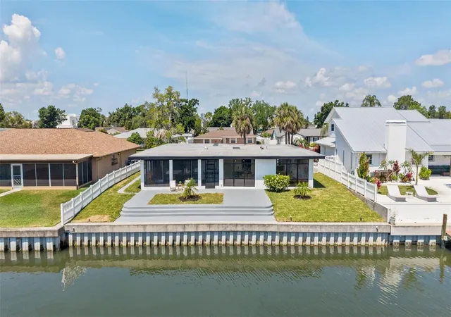 Homes for sale in Tampa, FL | 3917 E Eden Roc Cir, Tampa, FL 33634 | MLS# TB8504490