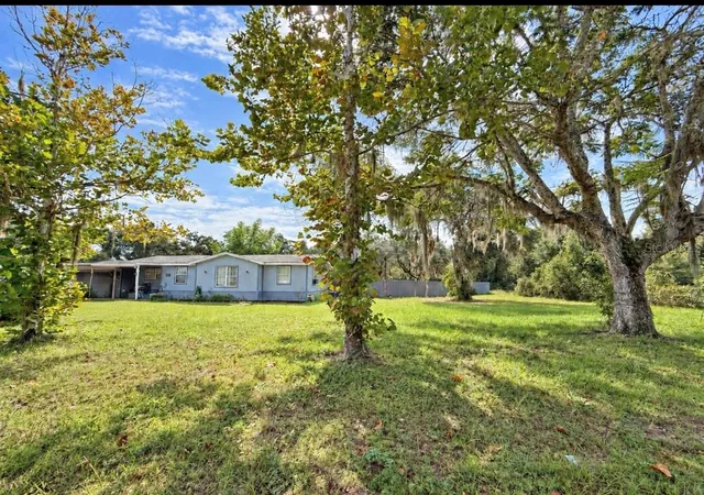 Photo 1 of Single family home for sale at 26106 Fishermans Rd, Paisley, FL 32767 | MLS# G5111856 | Listing updated on 2026-10-03