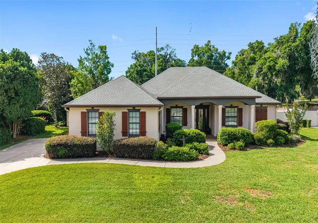 1st image of 2806 Se 30th St, Ocala, FL 34471 | MLS# OM723978