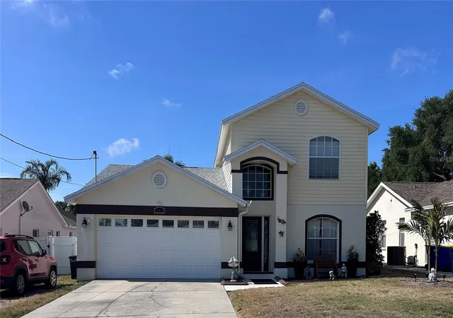 Single family home for sale at 10632 Lake Vista Dr, SEMINOLE, FL 33772 | MLS# TB8504499
