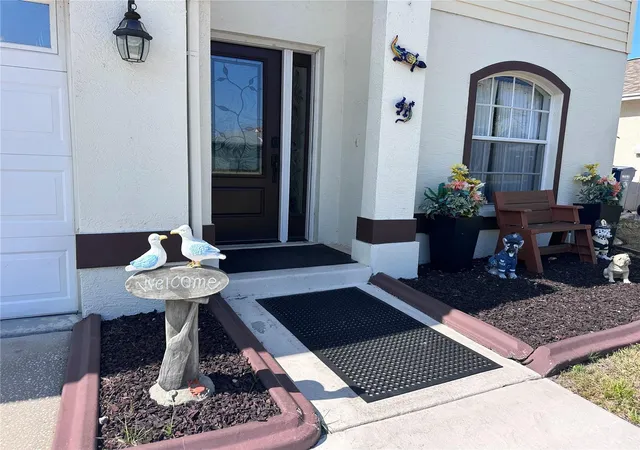 Photo 1 of Single family home for sale at 10632 Lake Vista Dr, Seminole, FL 33772 | MLS# TB8504499 | Listing updated on 2026-10-08