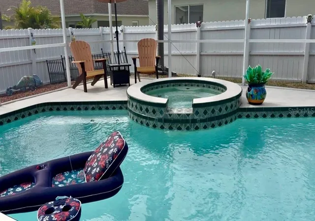 Photo 3 of Single family home for sale at 10632 Lake Vista Dr, Seminole, FL 33772 | MLS# TB8504499 | Listing updated on 2026-10-08