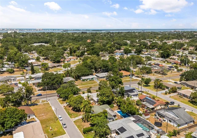 Photo 31 of Single family home for sale at 1508 Erin Ln, CLEARWATER, FL 33755 | MLS# TB8504501 | Listing updated on 2026-10-16