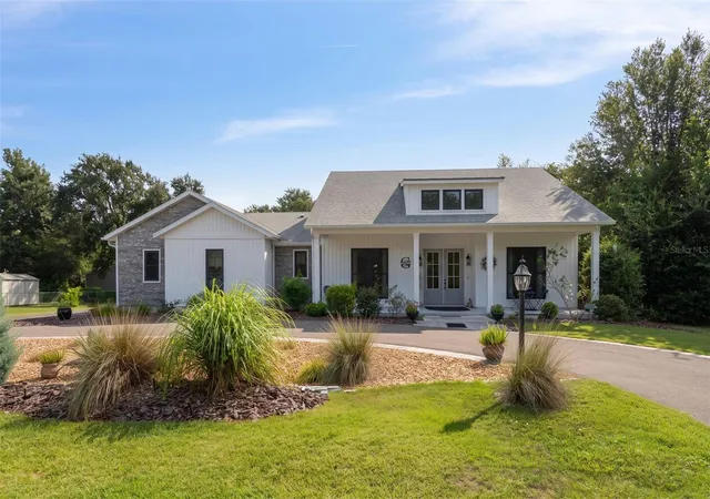 Photo 3 of Single family home for sale at 2719 Brookline Ave, New Smyrna Beach, FL 32168 | MLS# O6404362 | Listing updated on 2026-09-21