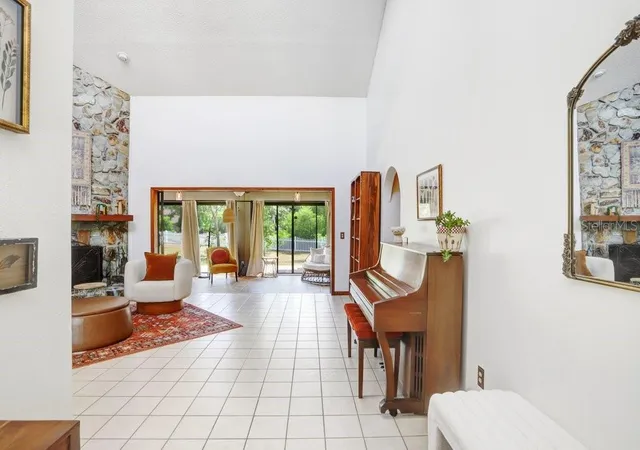 5th image of 4705 Fernstone Ct, Brandon, FL 33511 | MLS# TB8504510