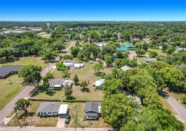 33rd image of 445 W Hooker St, Bartow, FL 33830 | MLS# B4902252