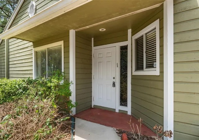 1st image of 839 Nw 125th Dr, Newberry, FL 32669 | MLS# GC540008