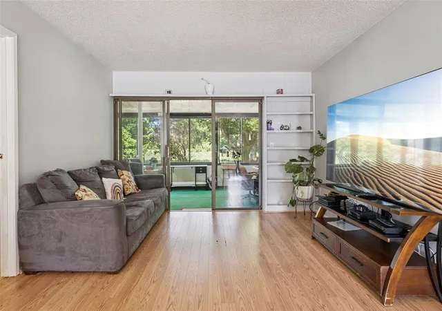 Homes for sale in Winter Springs, FL | 50 Sheoah Blvd #33, Winter Springs, FL 32708 | MLS# O6404380
