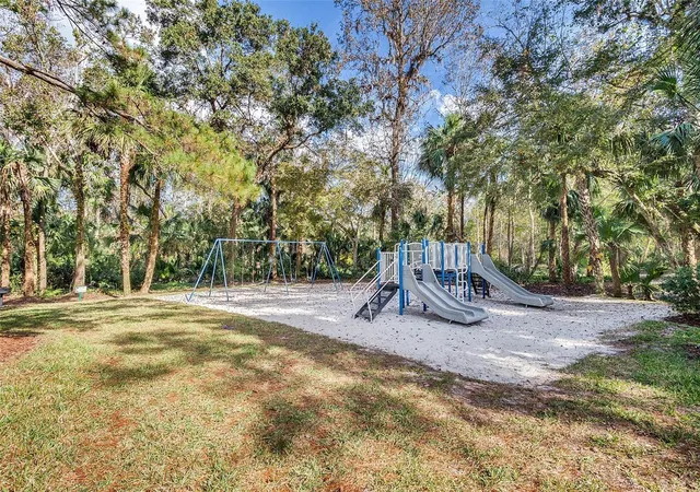 Homes for sale in Winter Springs, FL | 50 Sheoah Boulevard, Winter Springs, FL 32708 | Houzeo