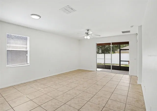 Homes for sale in Apopka, FL | 1942 Beardsley Dr, Apopka, FL 32703 | MLS# O6404388