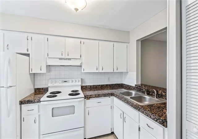 5th image of 11511 113Th St #4F, Largo, FL 33778 | MLS# TB8504533