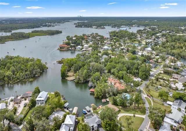 19th image of 1218 Se 4th Ave, Crystal River, FL 34429 | MLS# TB8504551