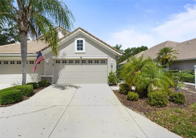 Photo 1 of Single family home for sale at 8336 Tartan Flds Cir, Lakewood Ranch, FL 34202 | MLS# A4692337 | Listing updated on 2026-08-21