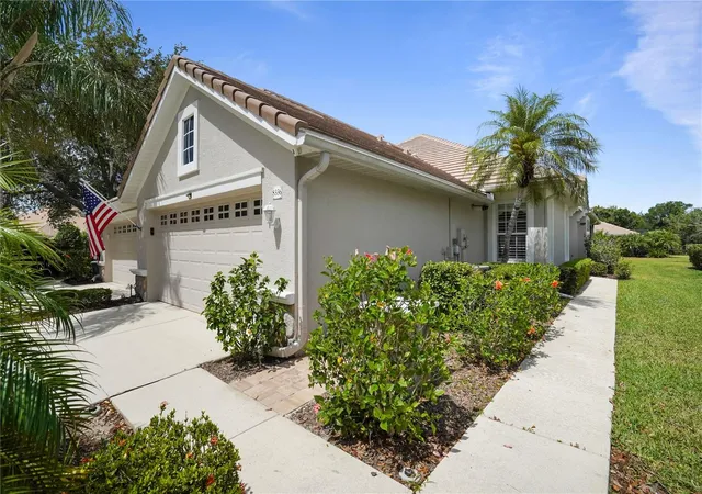 Photo 2 of Single family home for sale at 8336 Tartan Flds Cir, Lakewood Ranch, FL 34202 | MLS# A4692337 | Listing updated on 2026-08-21