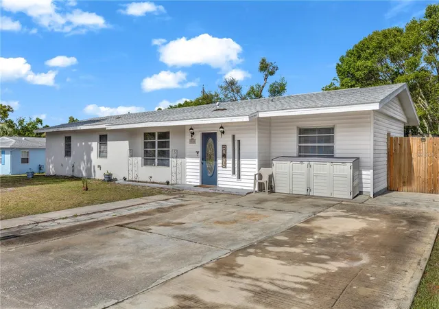 Photo 1 of Single family home for sale at 1020 Cobblestone Ave, Deltona, FL 32725 | MLS# G5111876 | Listing updated on 2026-09-12