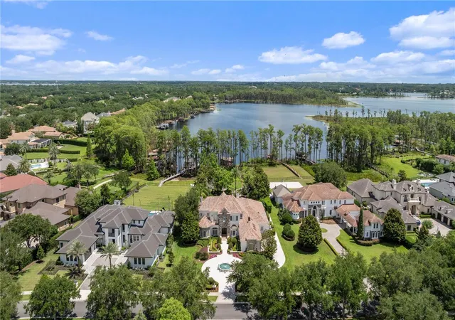 Photo 4 of Single family home for sale at 9349 Tibet Pointe Cir, Windermere, FL 34786 | MLS# O6404415 | Listing updated on 2026-10-26